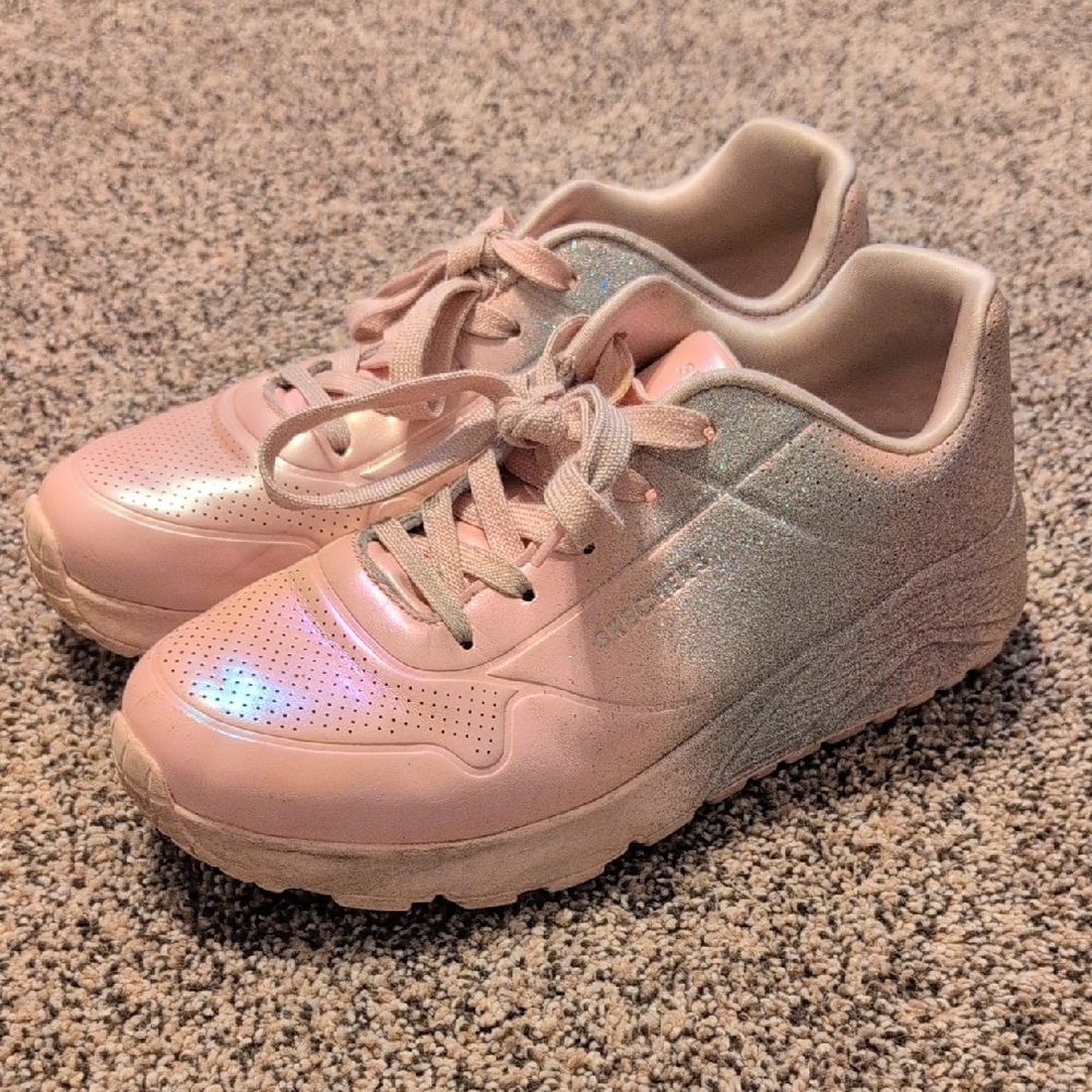 Skechers Pink Iridescent Girls' Sneakers Size 5Y